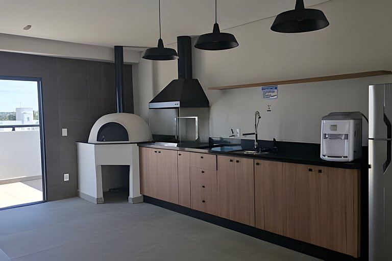 Studio próximo à USP com piscina e academia