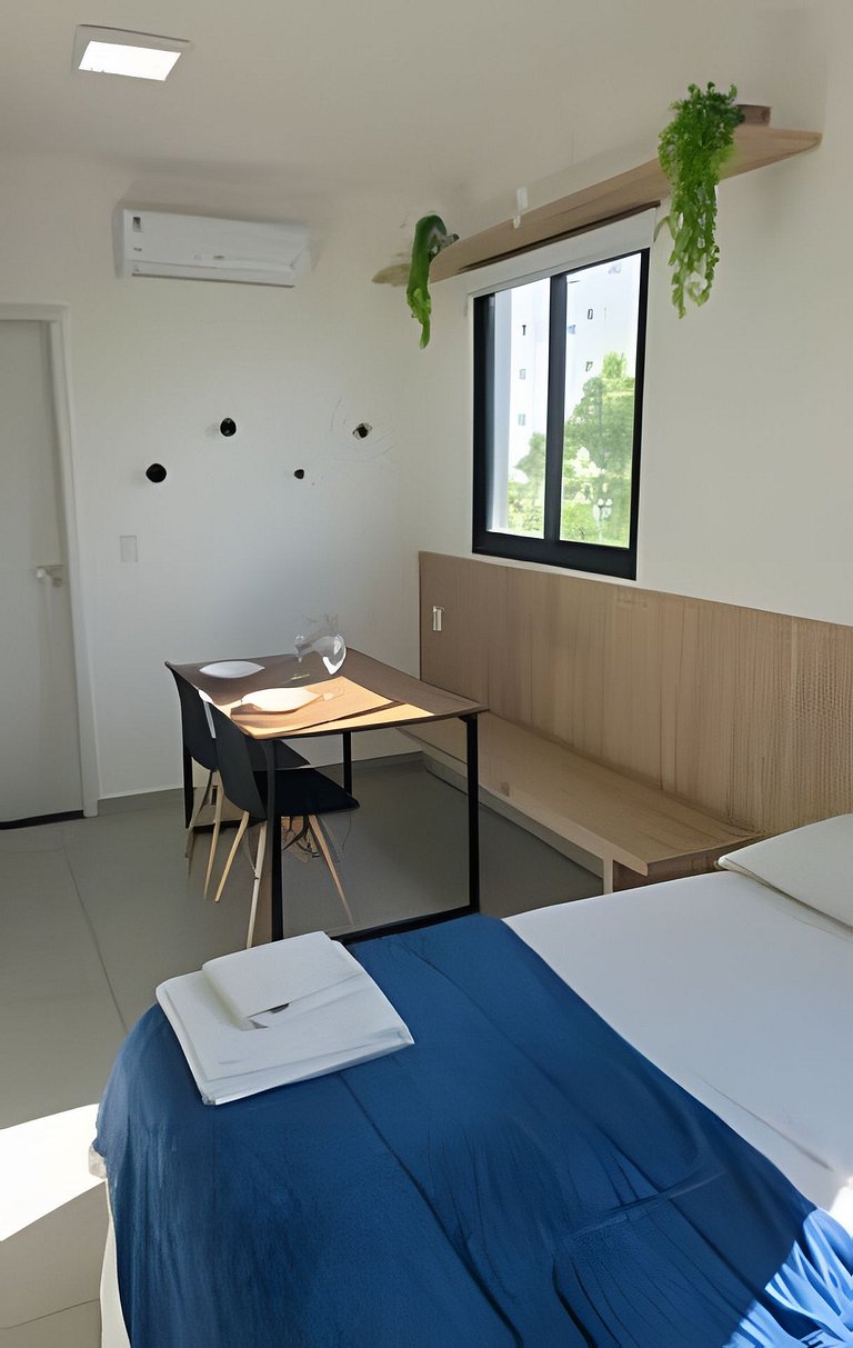 Studio ao lado da USP com piscina e academia