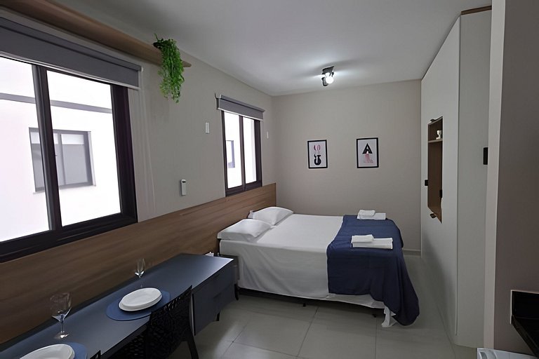 Studio ao lado da USP com piscina e academia