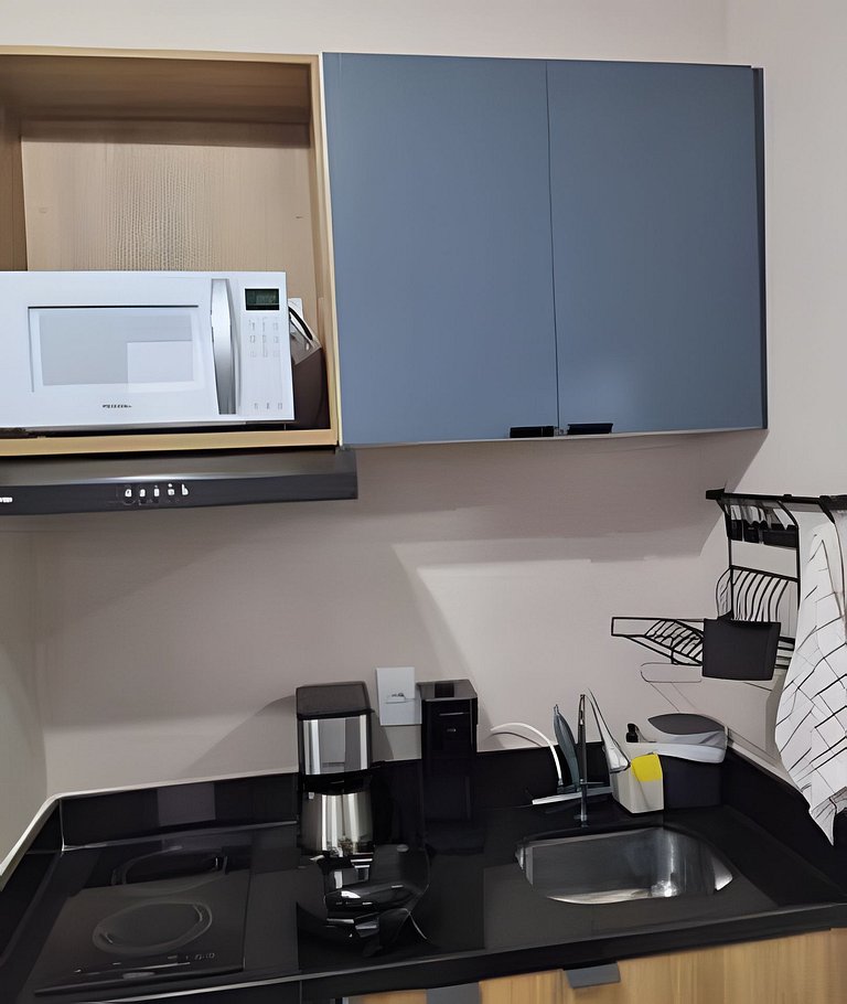 Studio ao lado da USP com piscina e academia