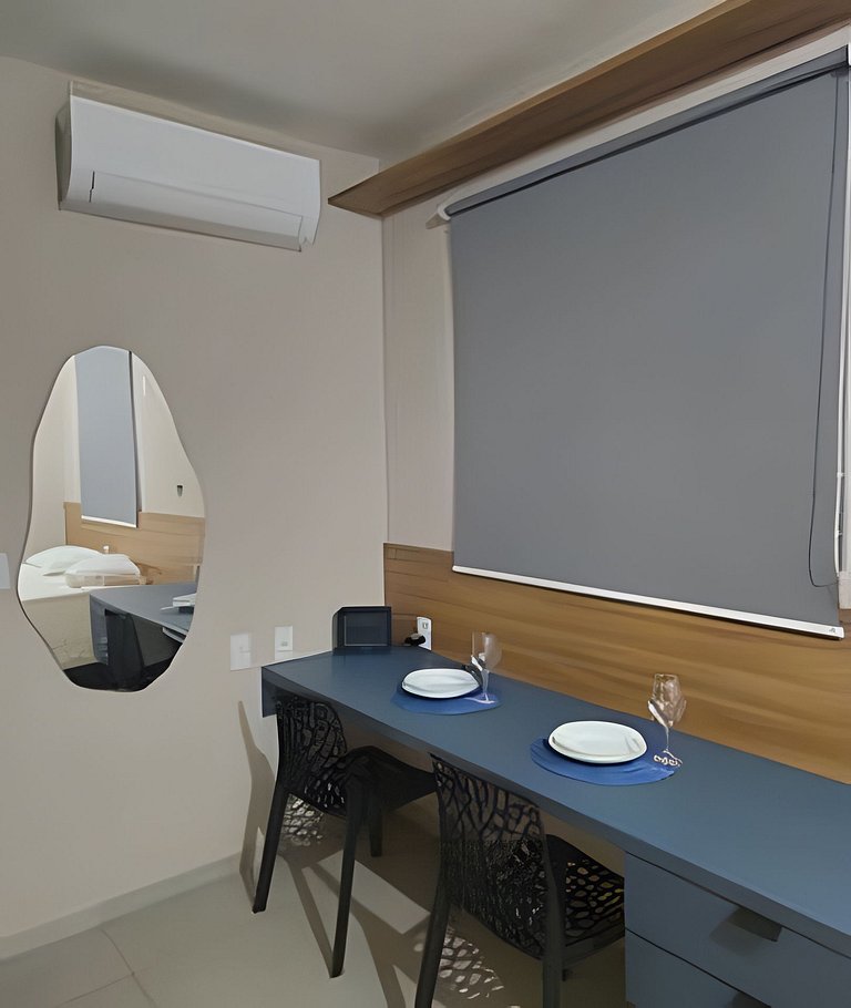 Studio ao lado da USP com piscina e academia