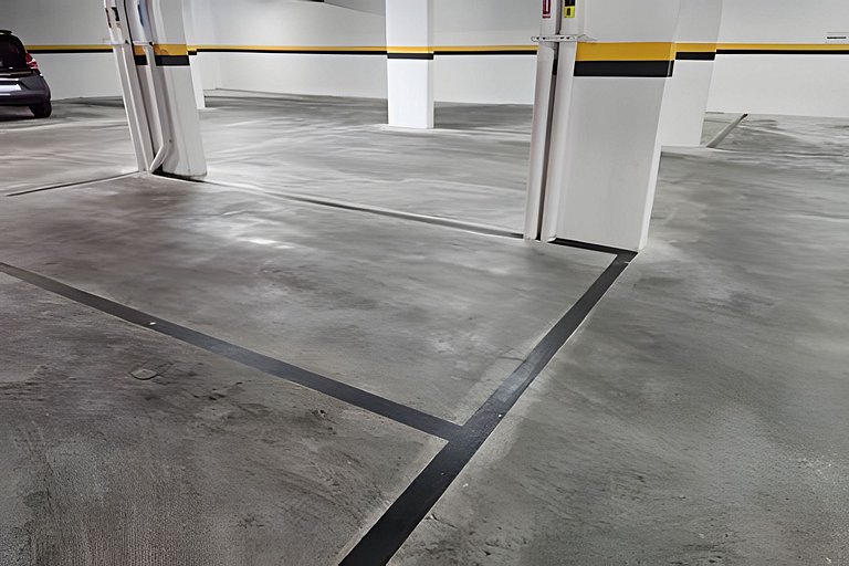 Studio ao lado da USP com piscina e academia