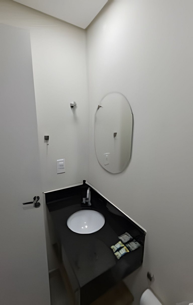 Studio ao lado da USP com piscina e academia