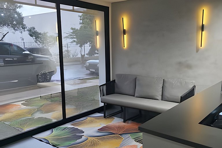 Studio completo com piscina ao lado da USP