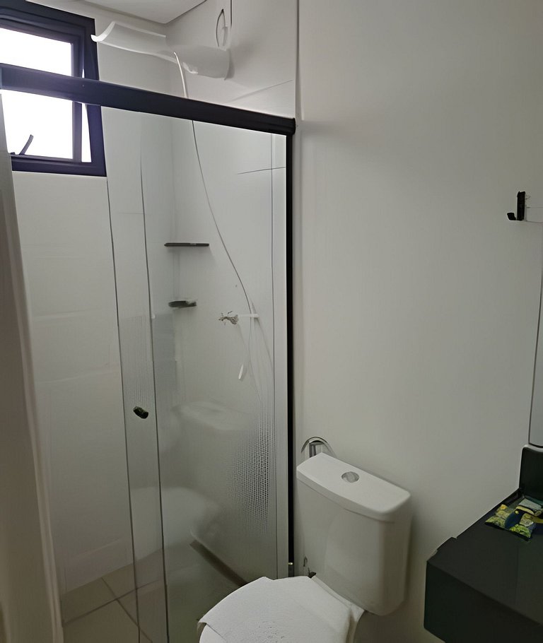 Studio completo com piscina ao lado da USP