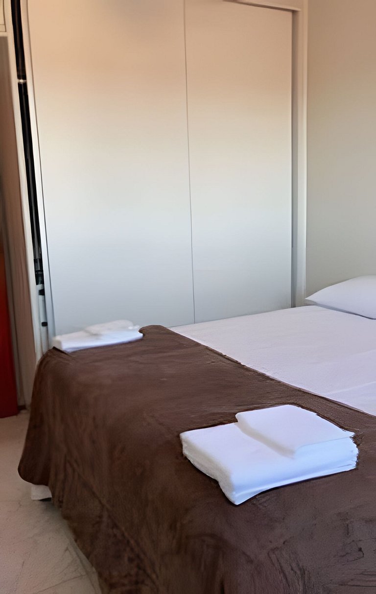 Apartamento completo de 2 quartos ao lado da UFSCar