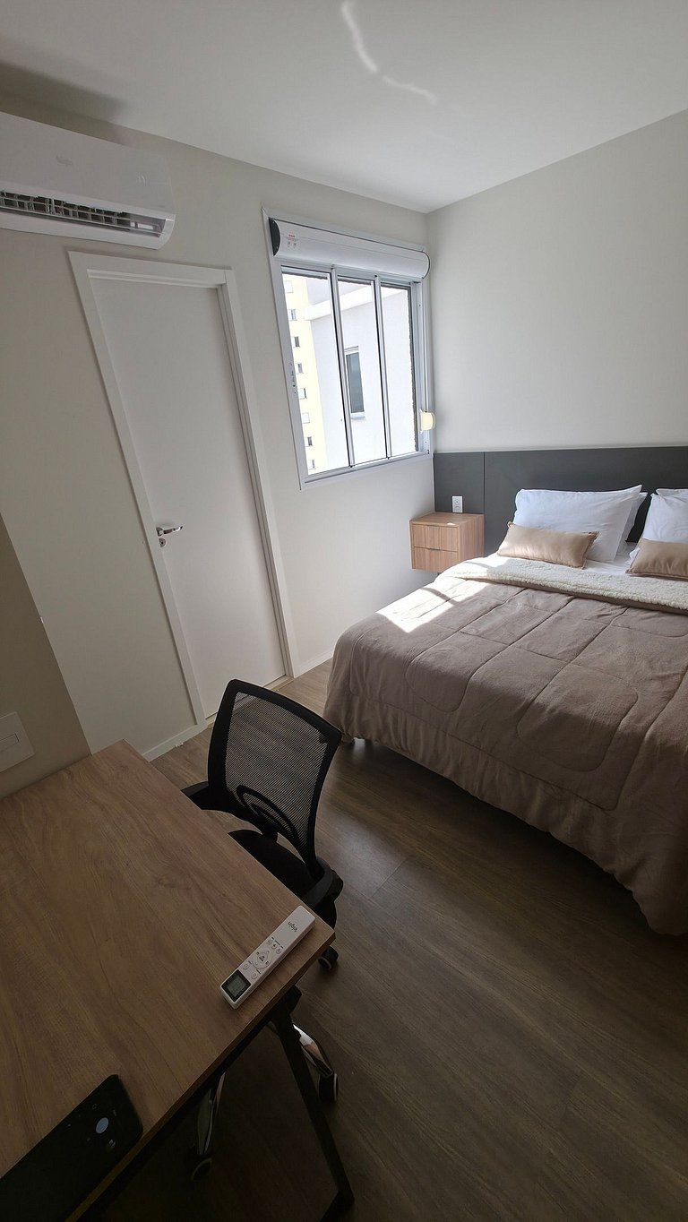 Apartamento completo com 2 quartos, ao lado do Shopping e US