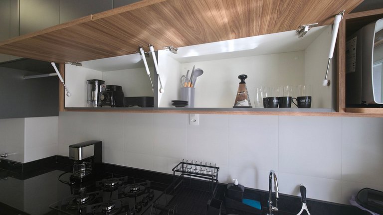 Apartamento completo com 2 quartos, ao lado do Shopping e US