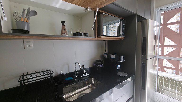 Apartamento completo com 2 quartos, ao lado do Shopping e US