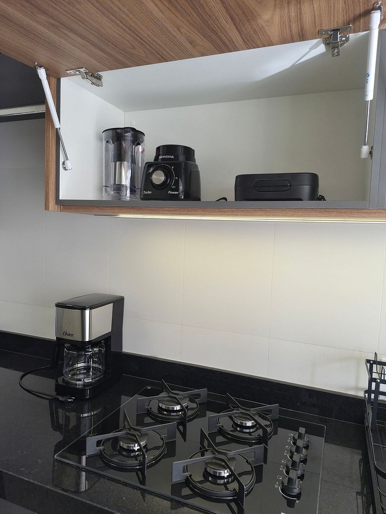 Apartamento completo com 2 quartos, ao lado do Shopping e US