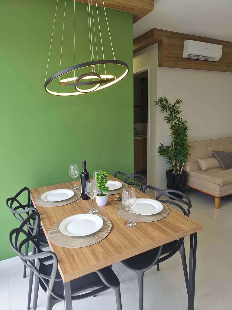 Apartamento completo com 2 quartos, ao lado do Shopping e US