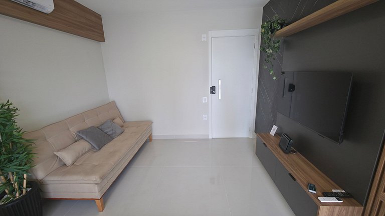 Apartamento completo com 2 quartos, ao lado do Shopping e US