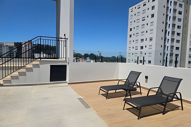 Studio 7 completo ao lado da USP e UFSCar